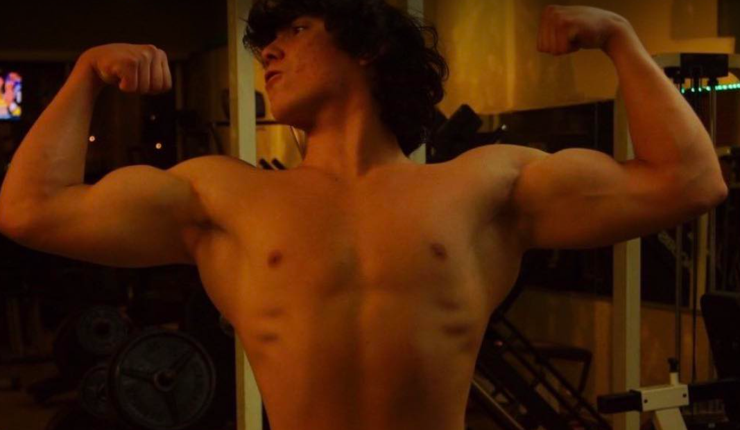 Daniel flexing